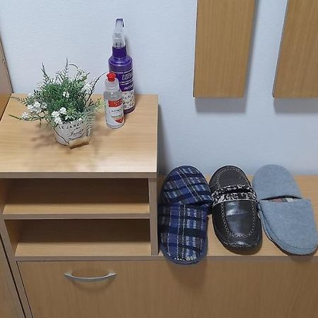 Cozy And Sunny Apartment Near The Airport Sarajevo Buitenkant foto