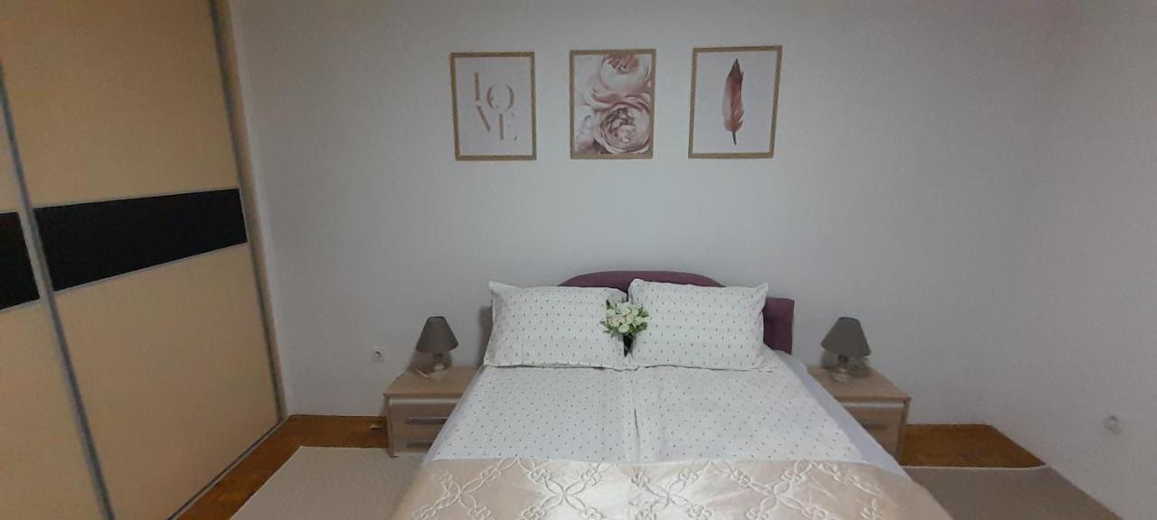 Cozy And Sunny Apartment Near The Airport Sarajevo Buitenkant foto